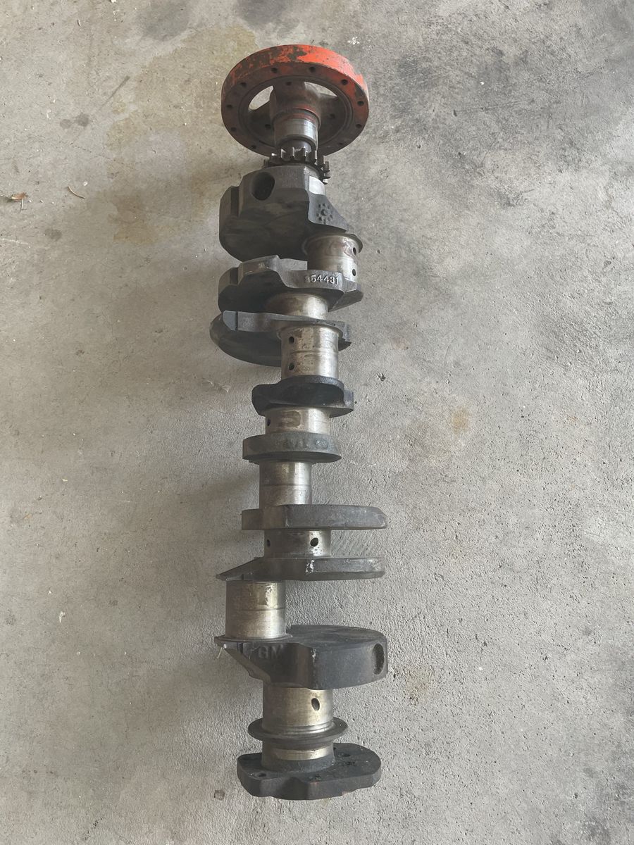Chevy small block Crankshaft 354431 used in the 1975, 76 262 v8.Engine Part - Used, Good Condition