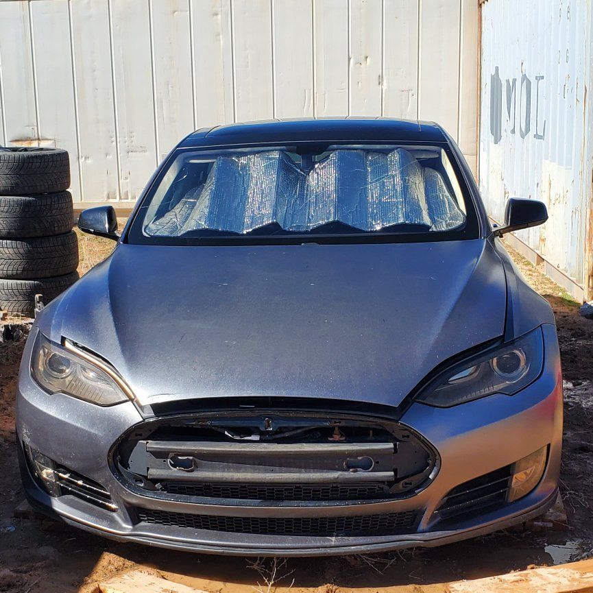 2012 TESLA MODEL S P85