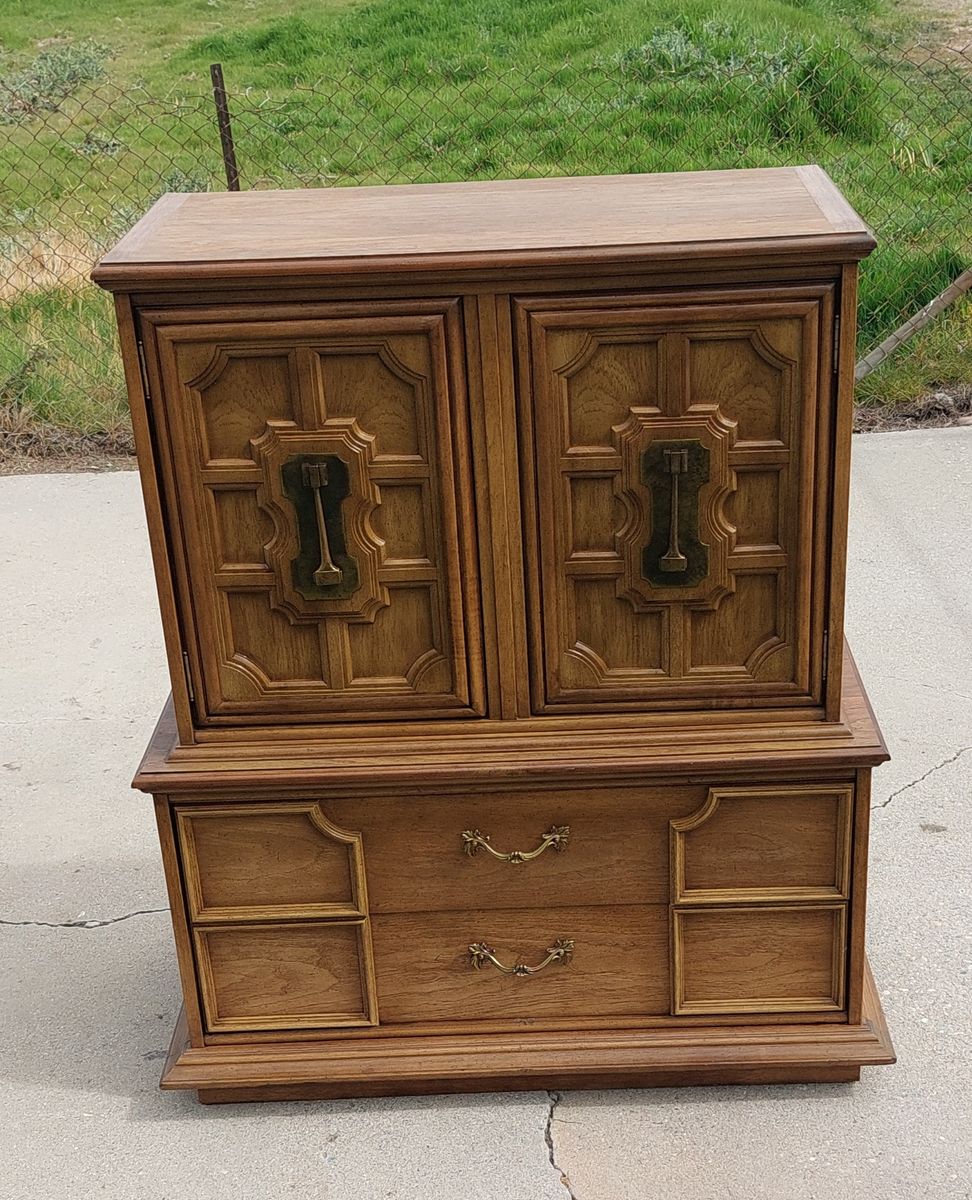 MCM Dresser 5 Drawer Stanley Oak