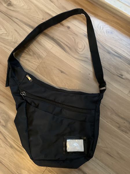 Black cross over shoulder bag