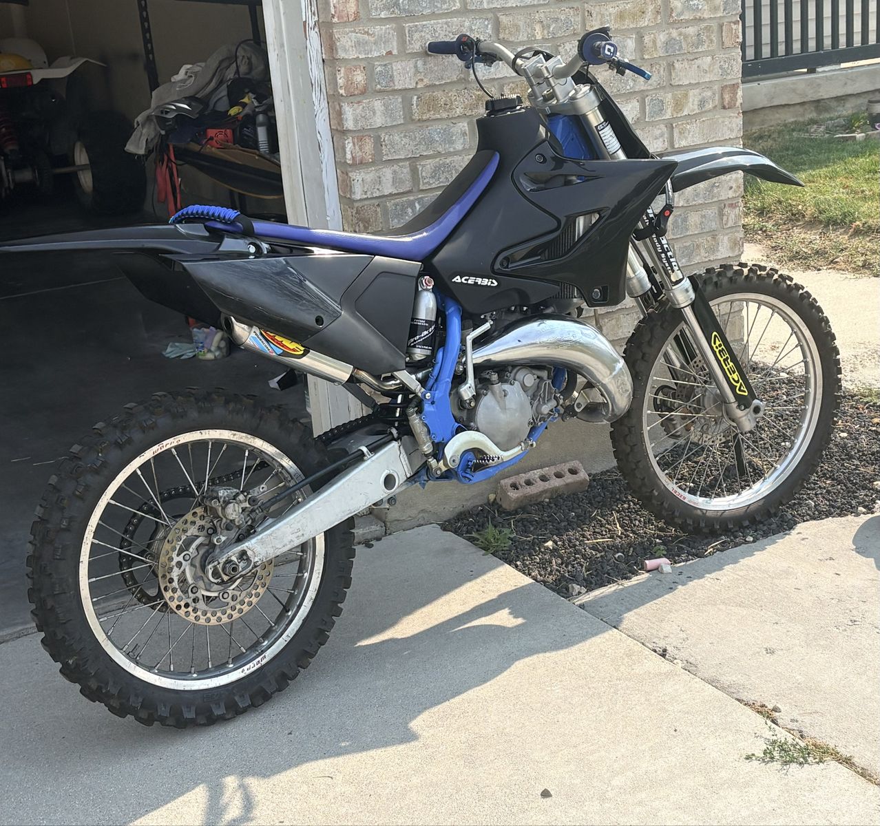 2002 YZ 125
