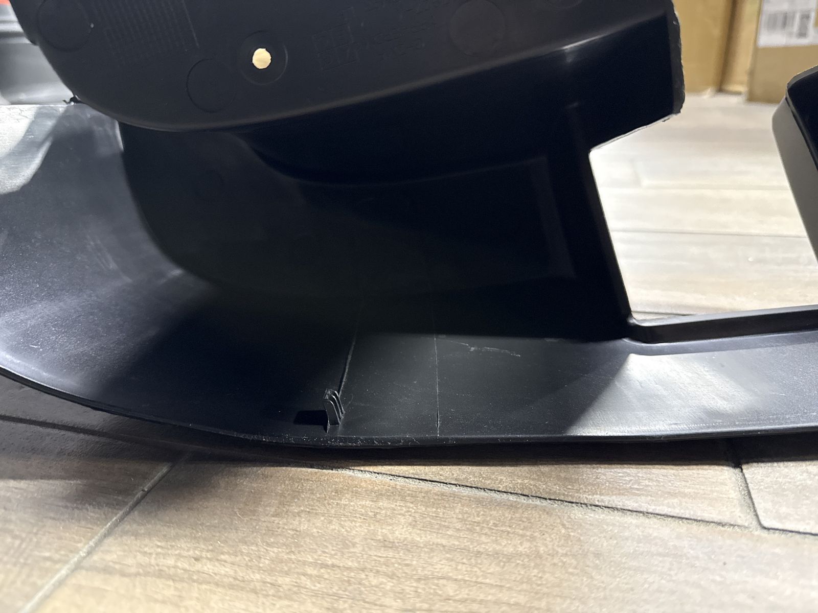 Main image 3