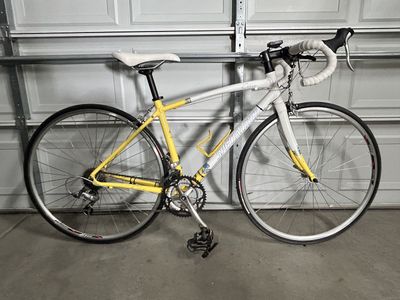 Specialized Dolce road bike