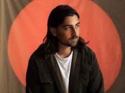 Noah Kahan The Great Divide Tour 3 tickets