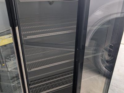 DSA DULA30-R Glass Two 2 Door Reach In Refrigerato