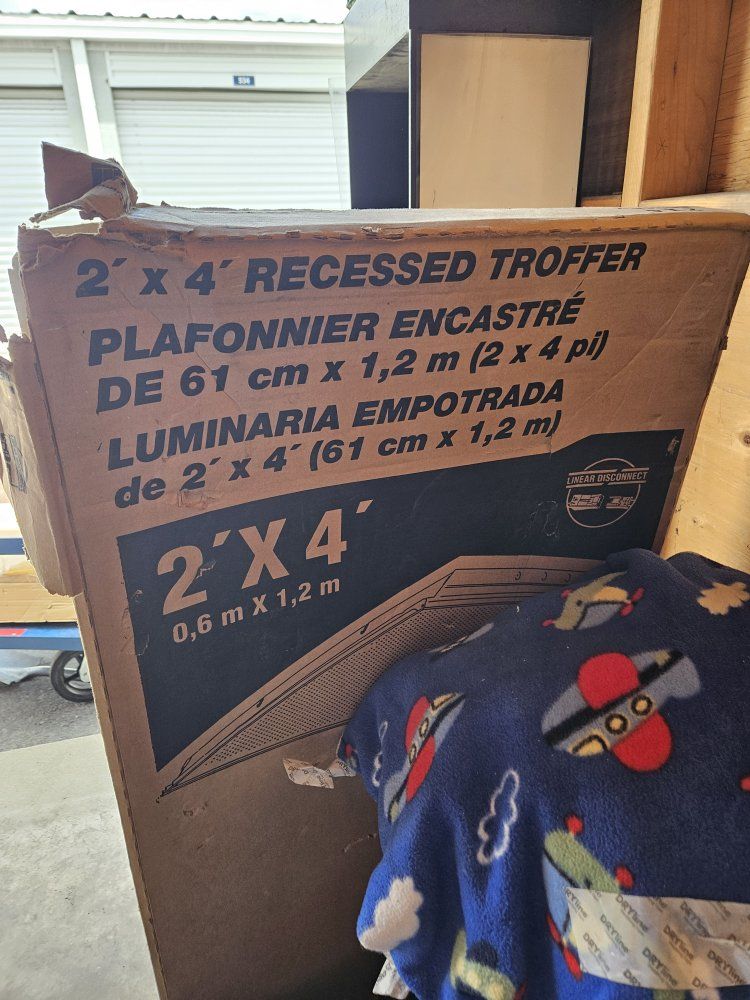 Metalux 2'x4' Recessed Troffer Light Fixture, New in Damaged Box