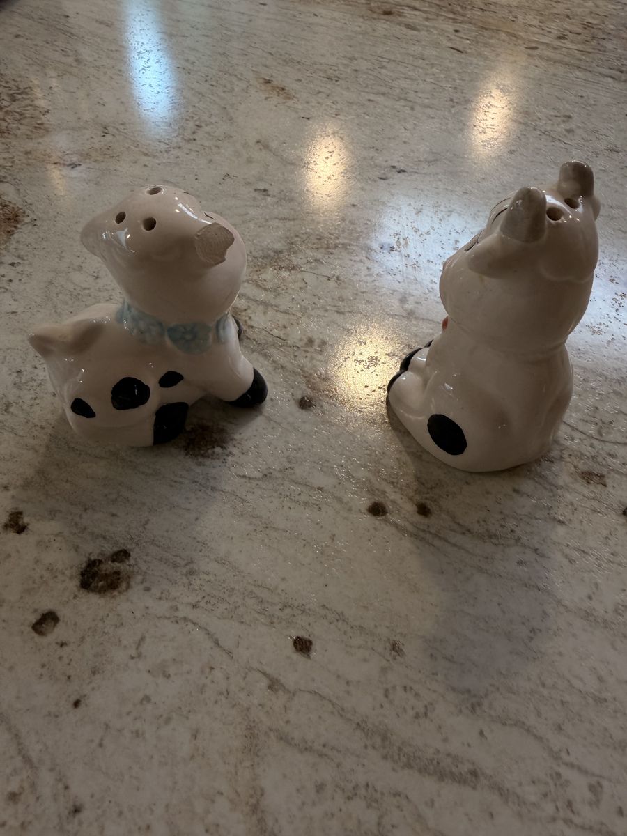 Cow Salt And Pepper Shakers