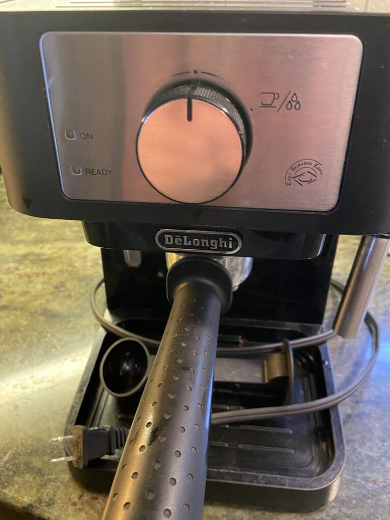 DeLonghi Expresso Maker