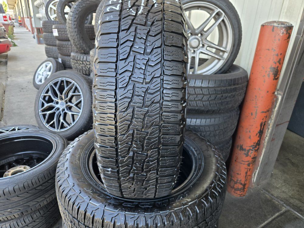 SET 235/65R18 FALKEN  WILDPEAK A/T