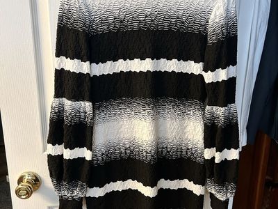 ECI New York Black & White Striped Long Sleeve Dress - Size Small, Textured Fabric