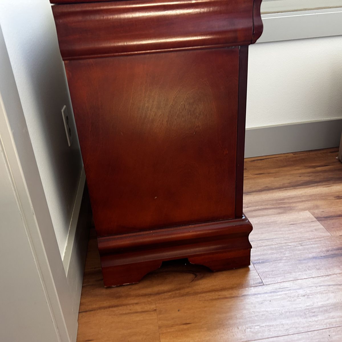 Main image 2