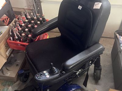 Jazzy select 6 electric scooter wheelchair ride on needs battery