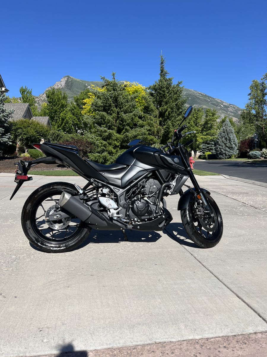 2022 Yahama MT-03 (2730Mi.)