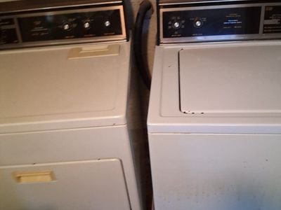 Vintage Kenmore Washer & Dryer Set - White, Top Load, Electric, Used. Heavy duty large capacity. Matching pair. $75.00