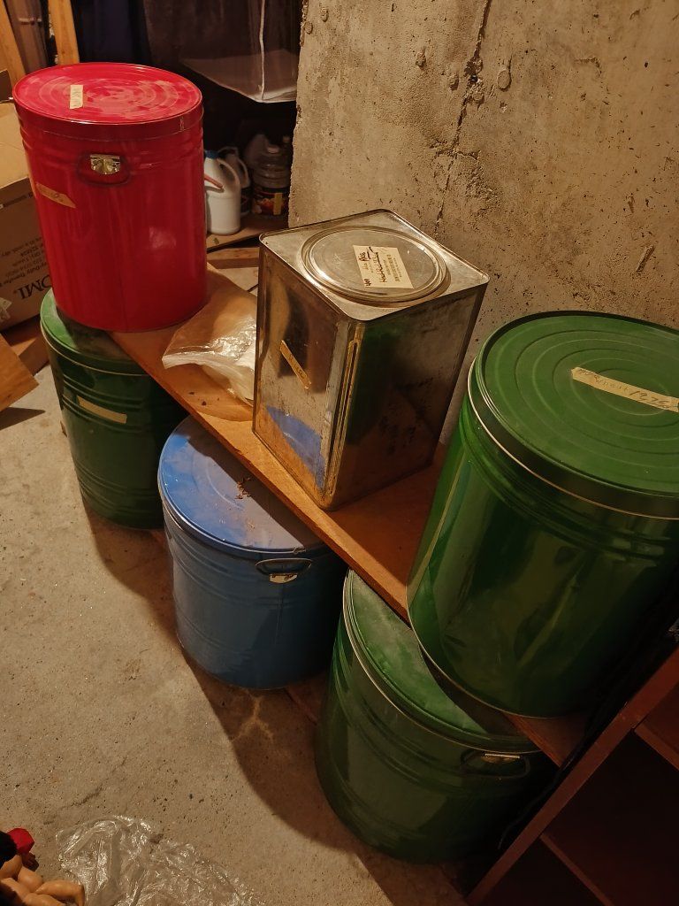 Main image 12