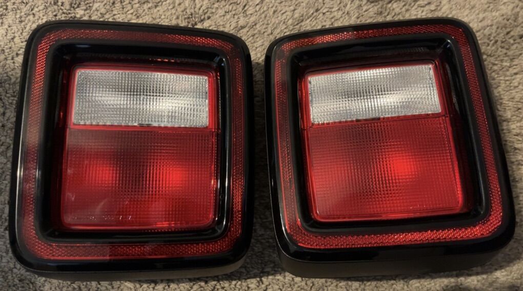 2018-2025 Jeep Wrangler JL Tail lights