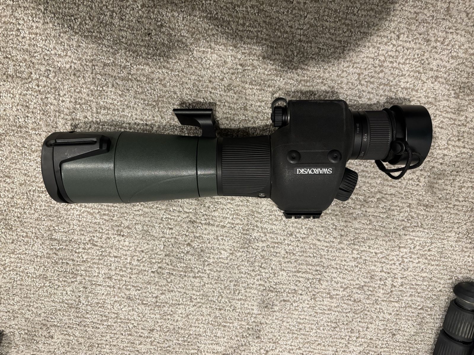 Swarovski STR 65mm MOA