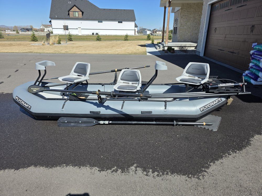 Loaded Flycraft 14' 3-Person Guide Pro Package