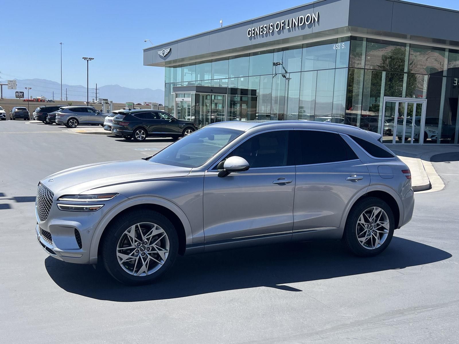 2022 Genesis GV70 2.5T Standard