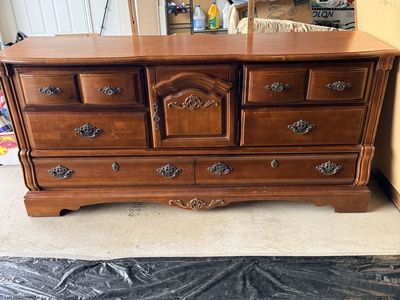 Heavy 9 Drawer Dresser with Mirror