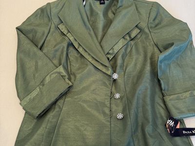 DANA KAY Women's Green Shimmer Ruffle Collar Blazer Jacket with Rhinestone Buttons - Size 8