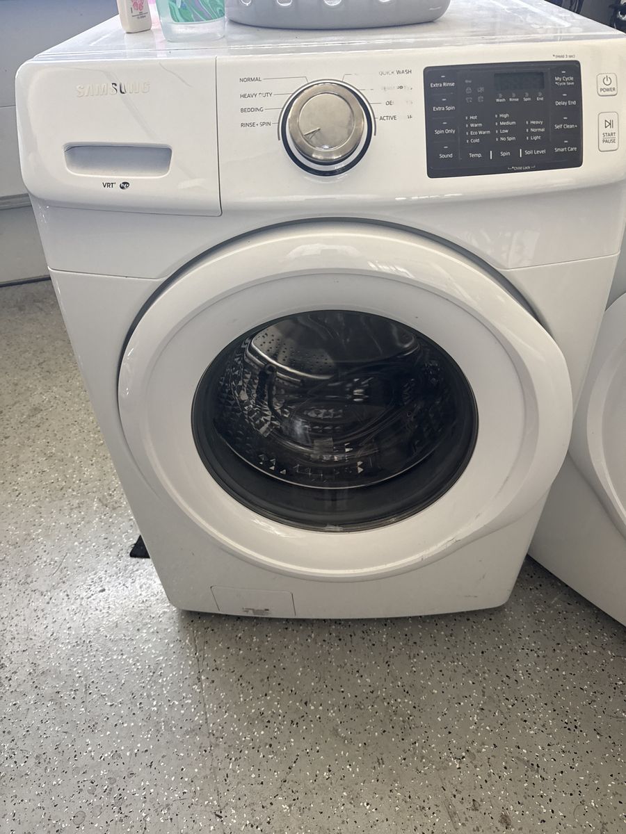 Samsung washer and dryer. Stackable