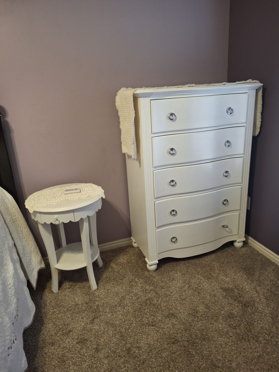 Main image 3