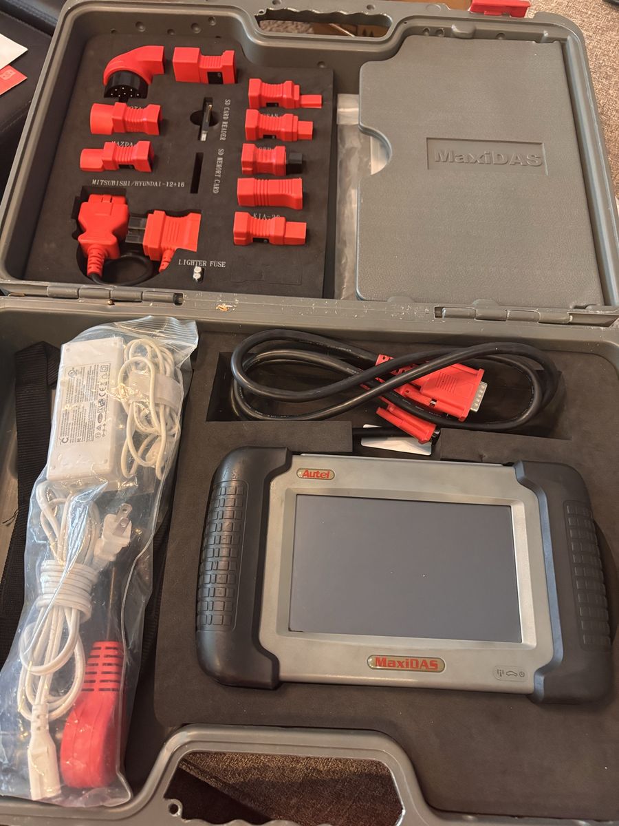 Autel Maxi Ds708 Scanner With Case And Adapters