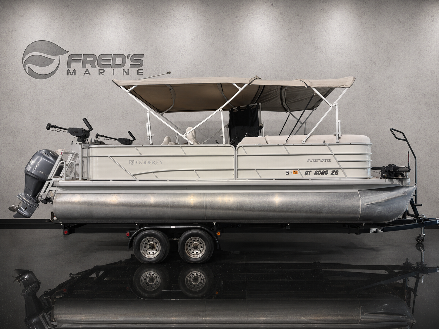 2022 Sweetwater 2386 FS w/ Yamaha 150hp and 9.9hp - 31 hours