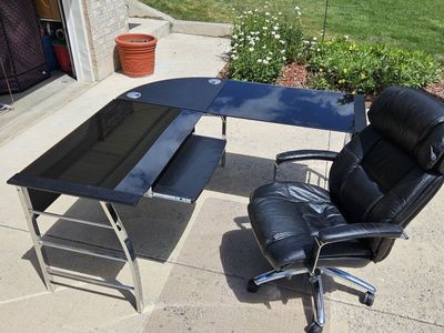 Call or text me. Flying Sunday 12th / Garage sale items.
