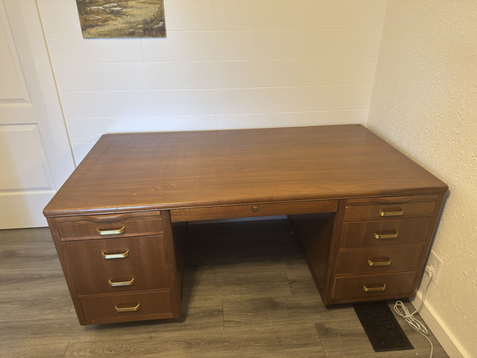 Solid wood Leopold desk