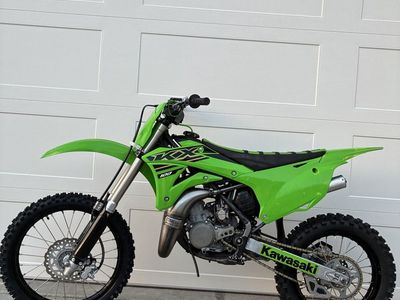 Kawasaki KX100 Dirt Bike - Excellent Condition Green Motocross Motorcycle KX 100 k x 100