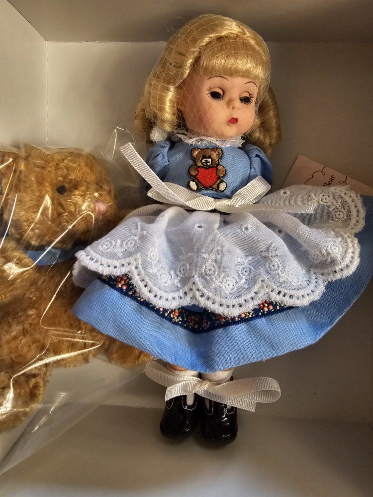Madame Alexander Goldilocks and Baby Bear