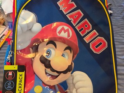 Super Mario Bros. 17" Kids Backpack - Water Resistant