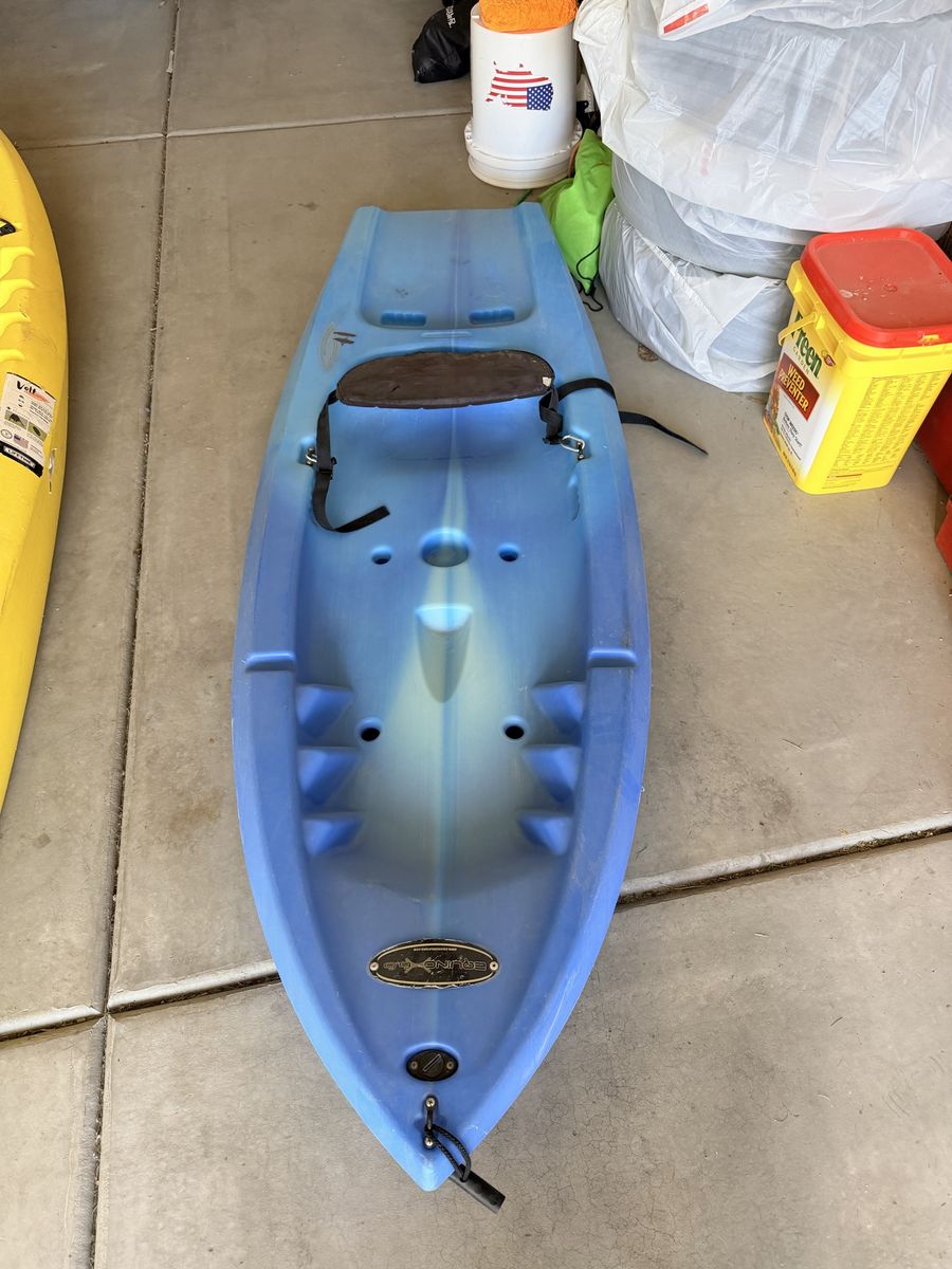 Kids lifetime kayak