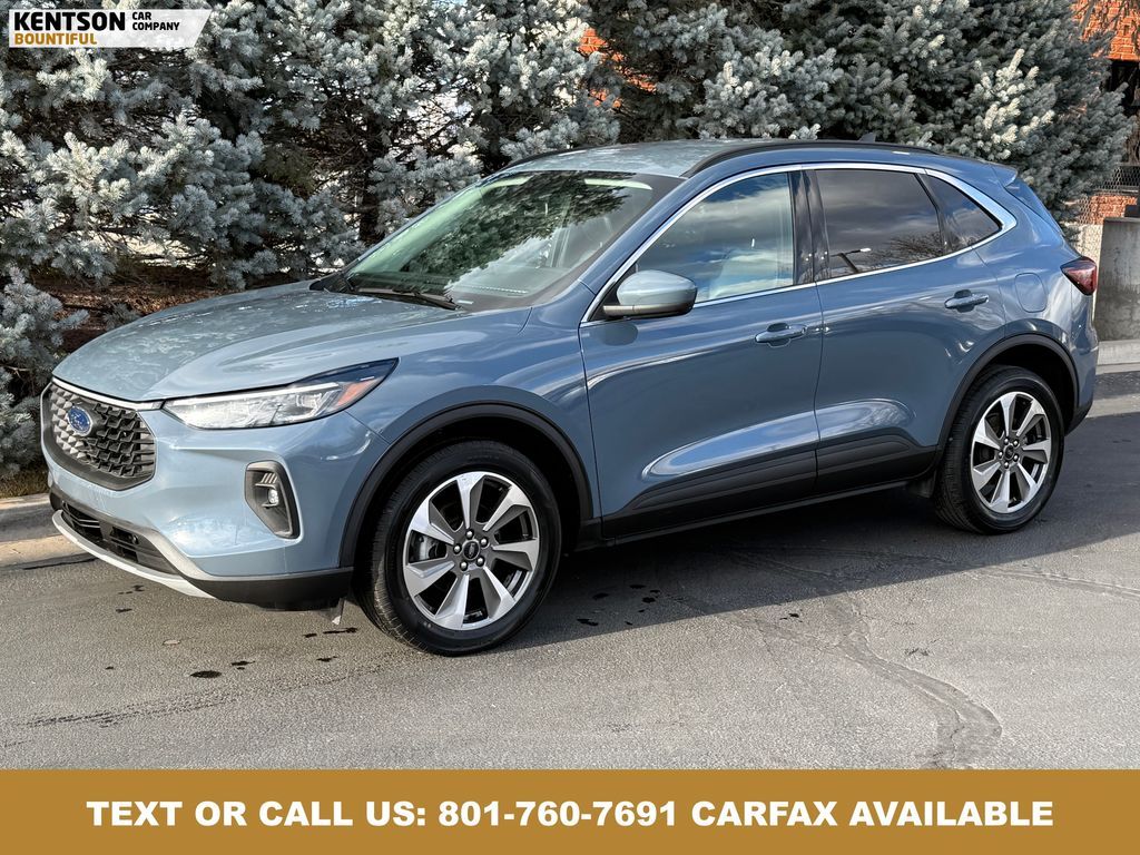 2025 Ford Escape Platinum