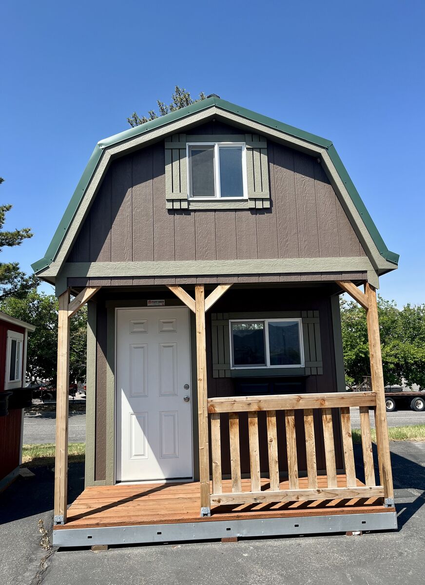 10x8 Premier Pro Barn Weekender – Porch, Loft, No Permit Needed!