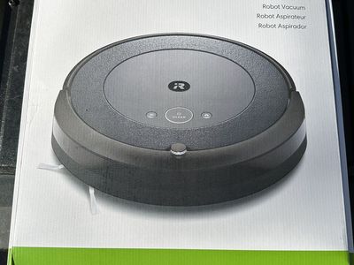 Roomba® I4 Robot Vacuum