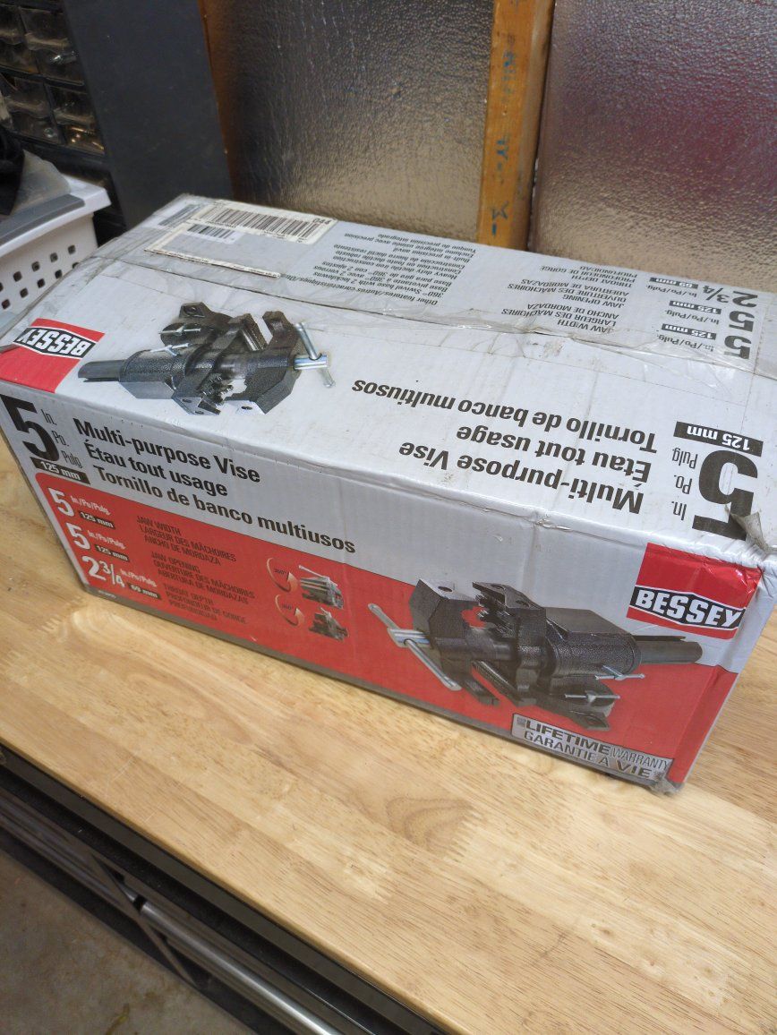 BESSEY 5-inch Vise