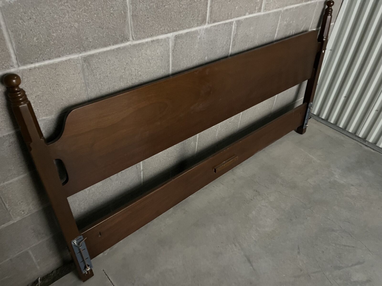 SOLID MAHOGANY KING SIZE HEADBOARD