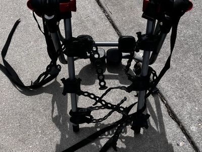 Yakima 3-Bike Sedan Trunk Rack