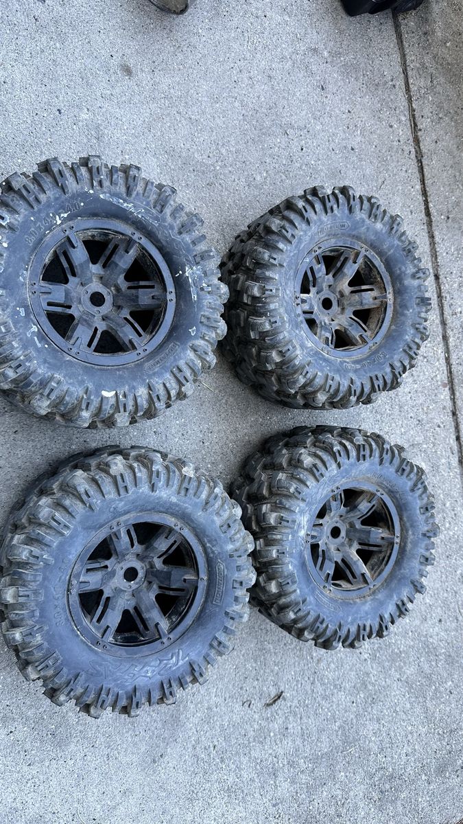 Traxxas Xmaxx 1:5 Scale Wheels / Tires