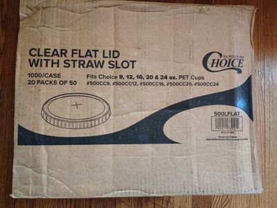Choice Clear Flat Lids with Straw Slot, Case of 1000 for PET Cups