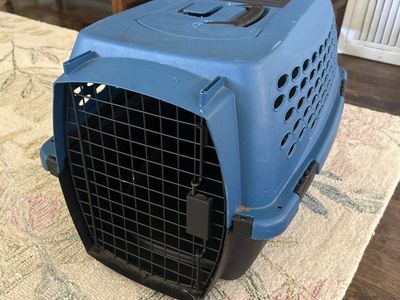 Small Blue Hard Case Pet Carrier - Collapsible, Handle & Storage, 15"x13"x23"