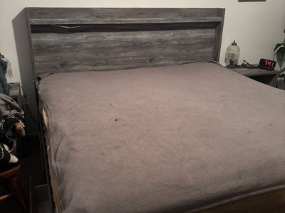 Bedroom set