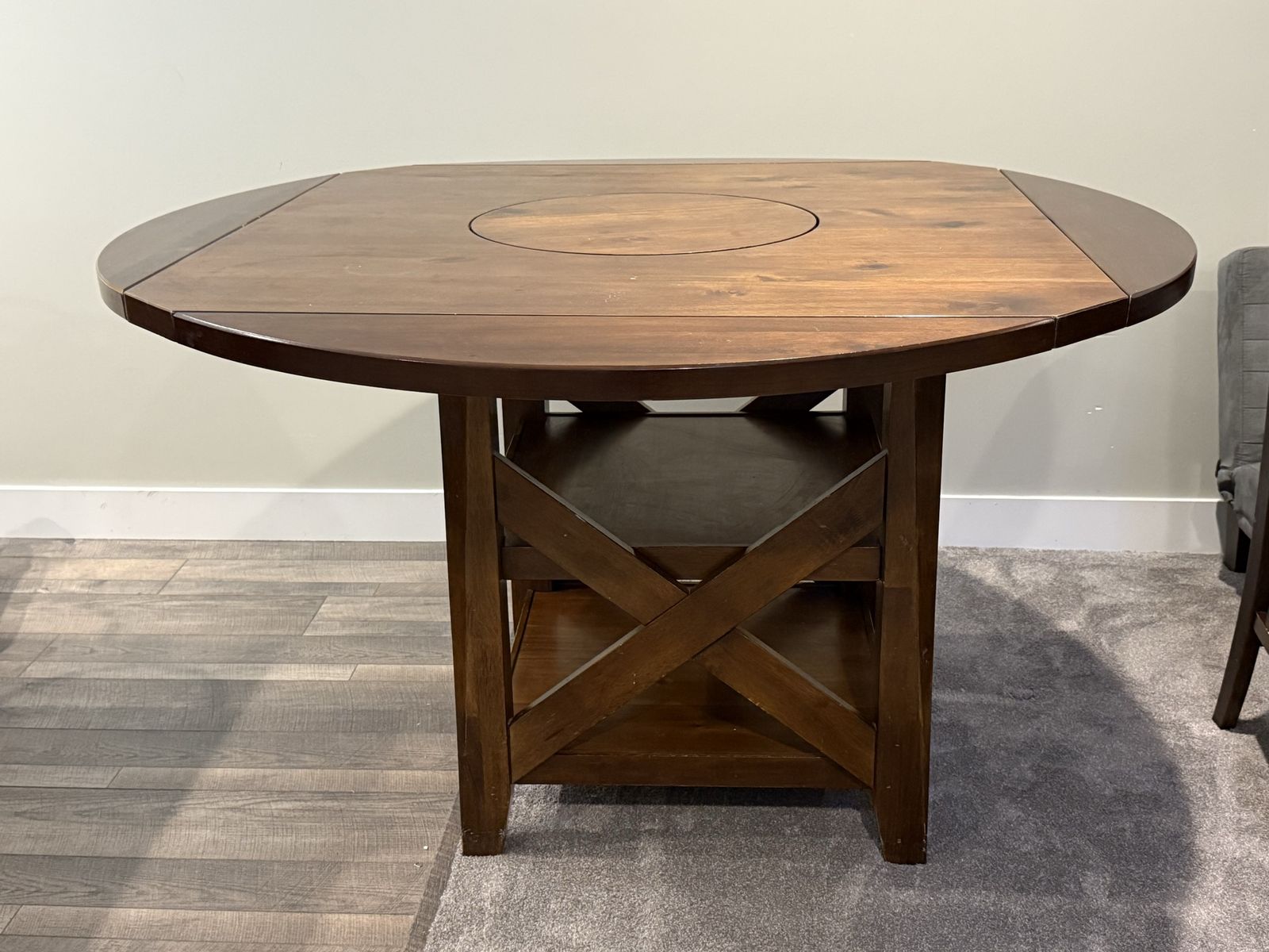 Table  + 4 Chairs