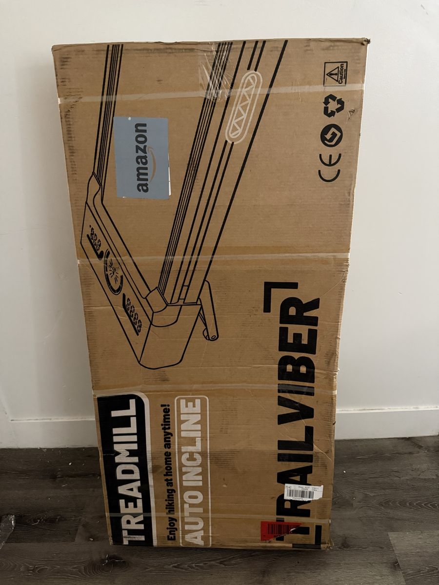 Brand New TRAILVIBER Walking Pad Treadmill 12% Auto Incline