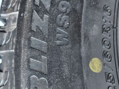 Blizzak snow tires very minimal use