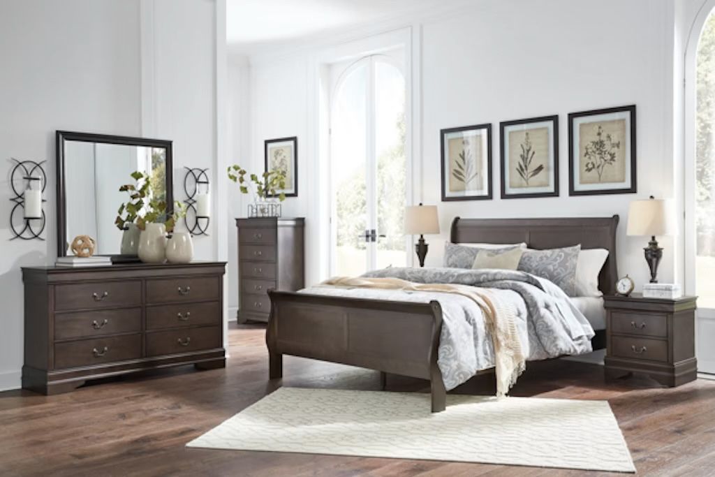 Bedroom set