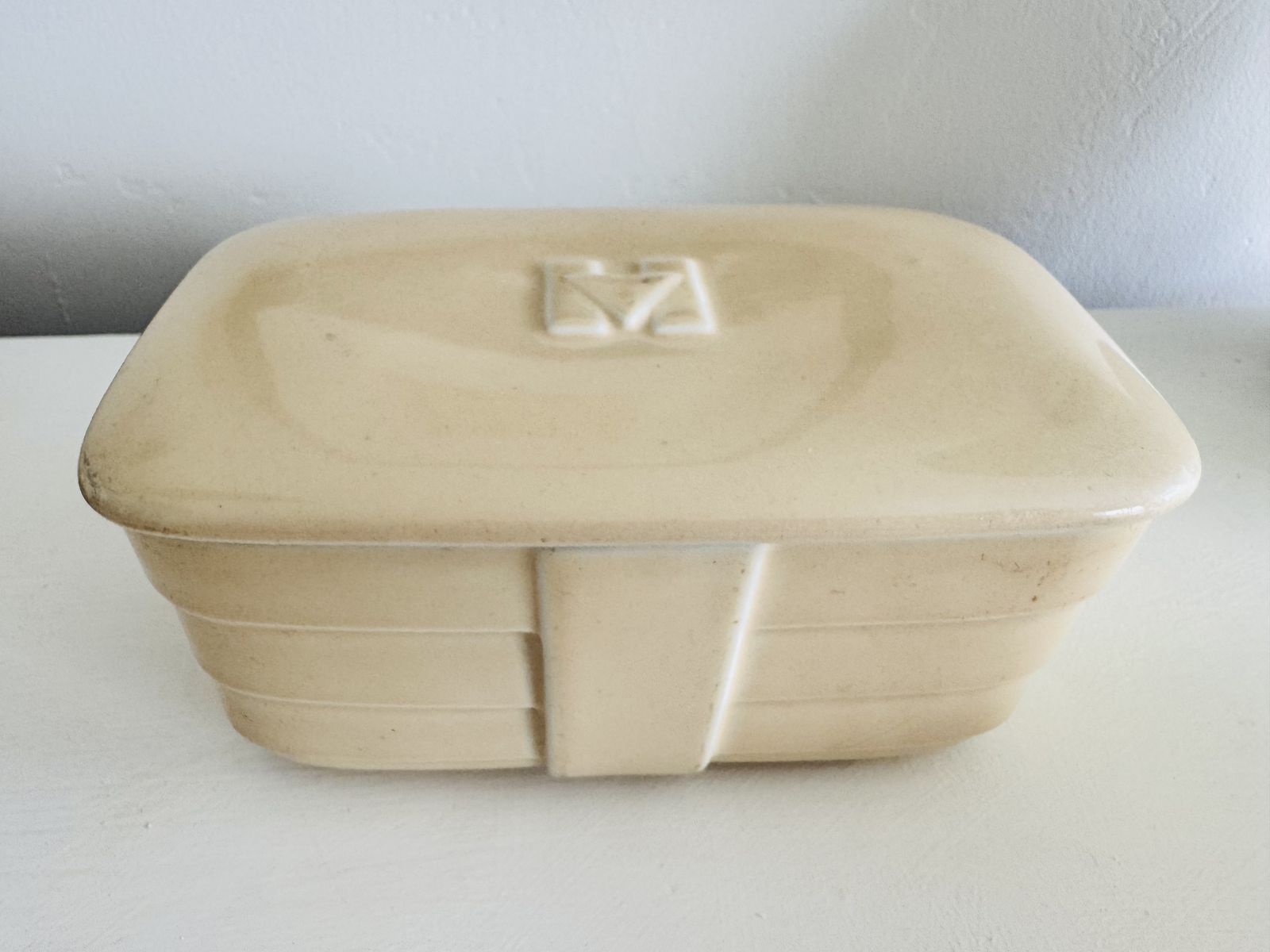 Vintage Hotpoint dish